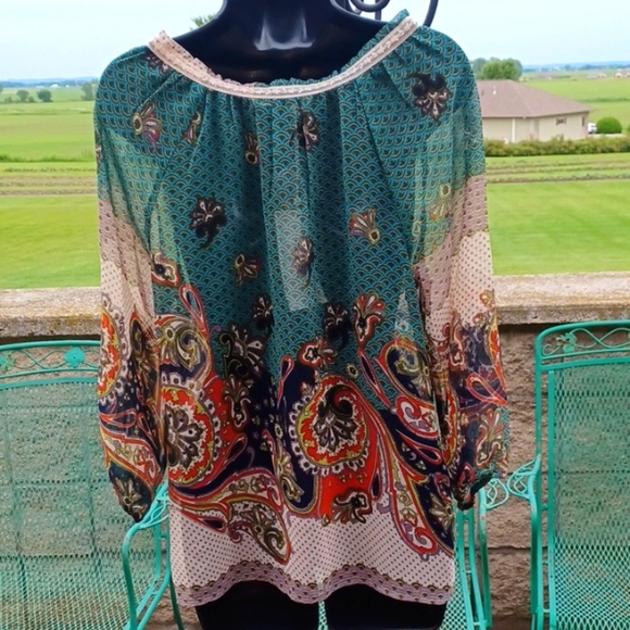 Vanilla Star Green paisley semi-sheer tunic, beaded - Picture 4 of 9
